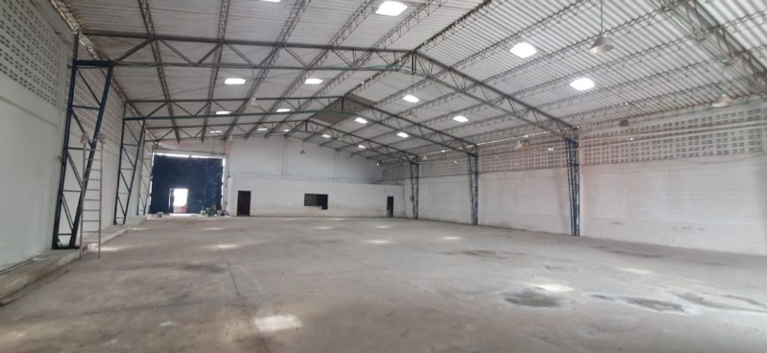 Bodega en arriendo en Villa San Pedro I, Barranquilla, 500 m² · foto 4 de 9