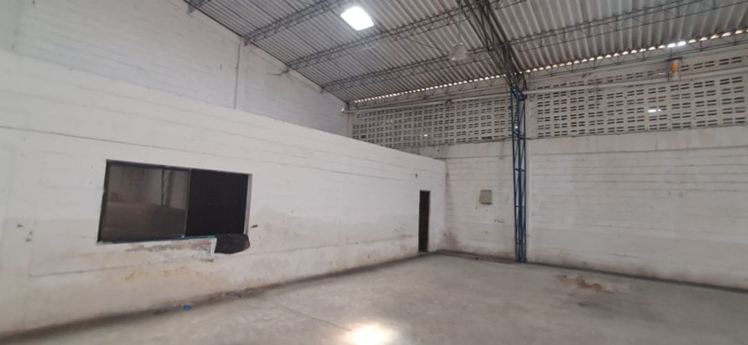 Bodega en arriendo en Villa San Pedro I, Barranquilla, 500 m² · foto 6 de 9