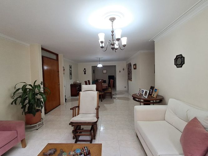 Apartamento de 4 alcobas en venta en Conquistadores, Medellín, 136 m² · foto 6 de 22