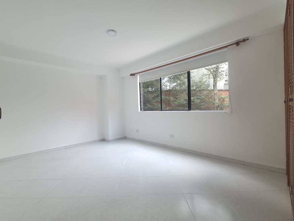 Apartamento en venta en El Poblado, Medellín · foto 8 de 24
