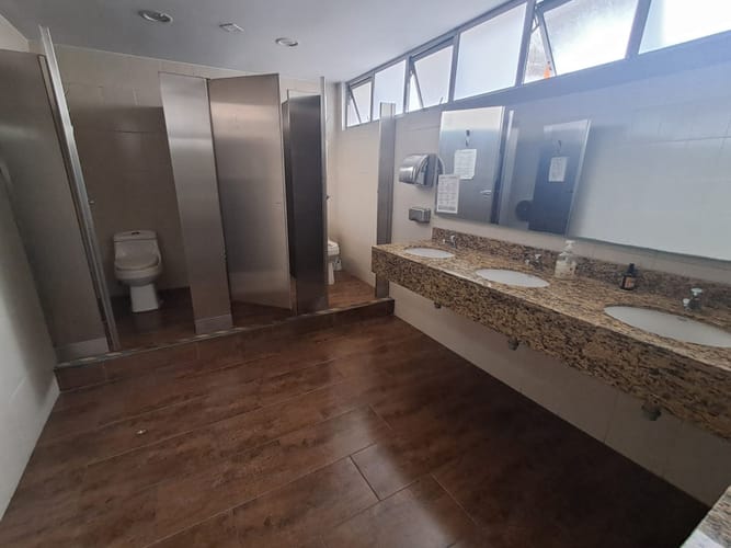 Oficina en arriendo en San Joaquín, Medellín, 1800 m² · foto 9 de 23