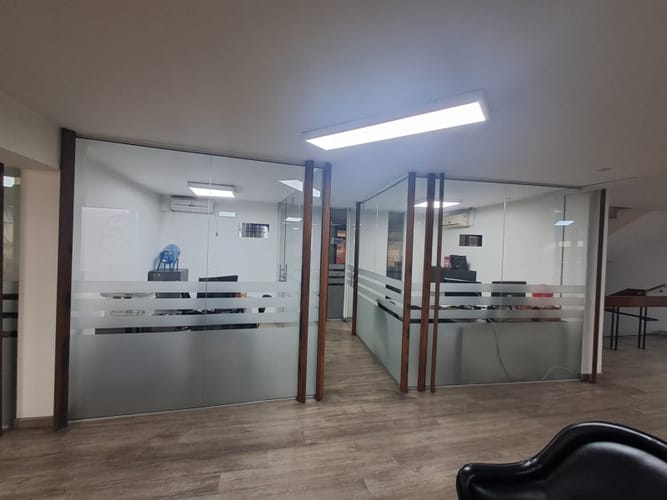 Oficina en arriendo en San Joaquín, Medellín, 1800 m² · foto 10 de 23
