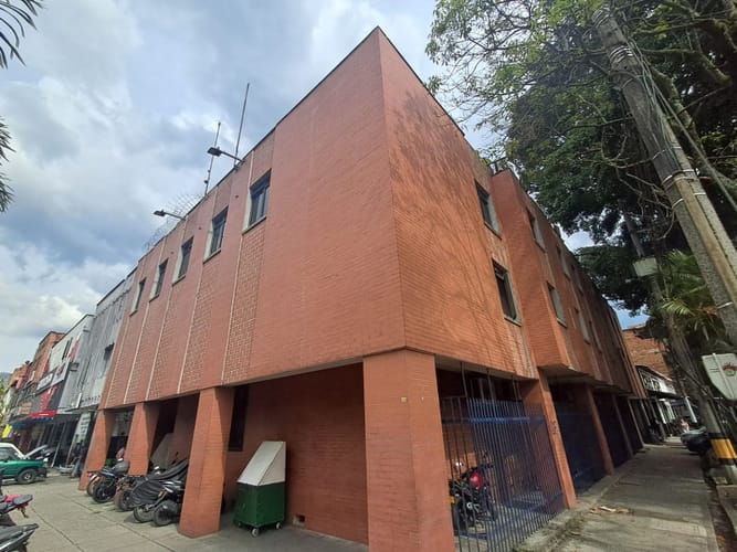 Oficina en arriendo en San Joaquín, Medellín, 1800 m² · foto 14 de 23