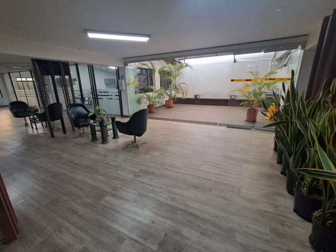 Oficina en arriendo en San Joaquín, Medellín, 1800 m² · foto 16 de 23