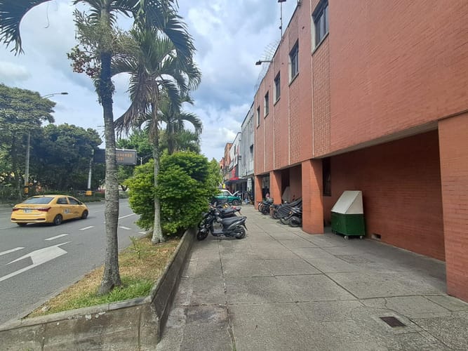 Oficina en arriendo en San Joaquín, Medellín, 1800 m² · foto 19 de 23