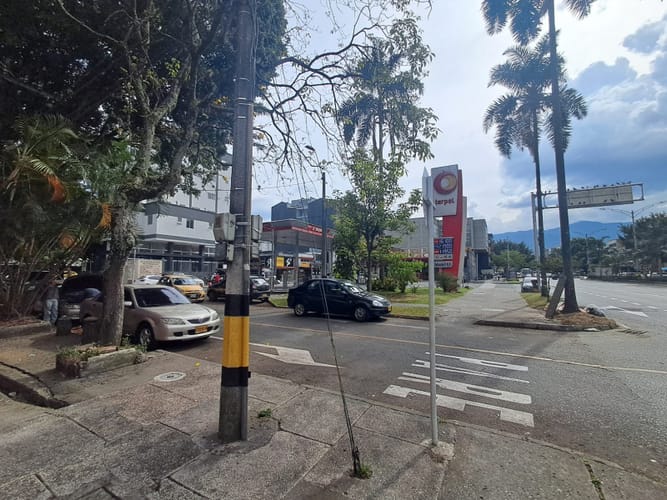 Oficina en arriendo en San Joaquín, Medellín, 1800 m² · foto 22 de 23