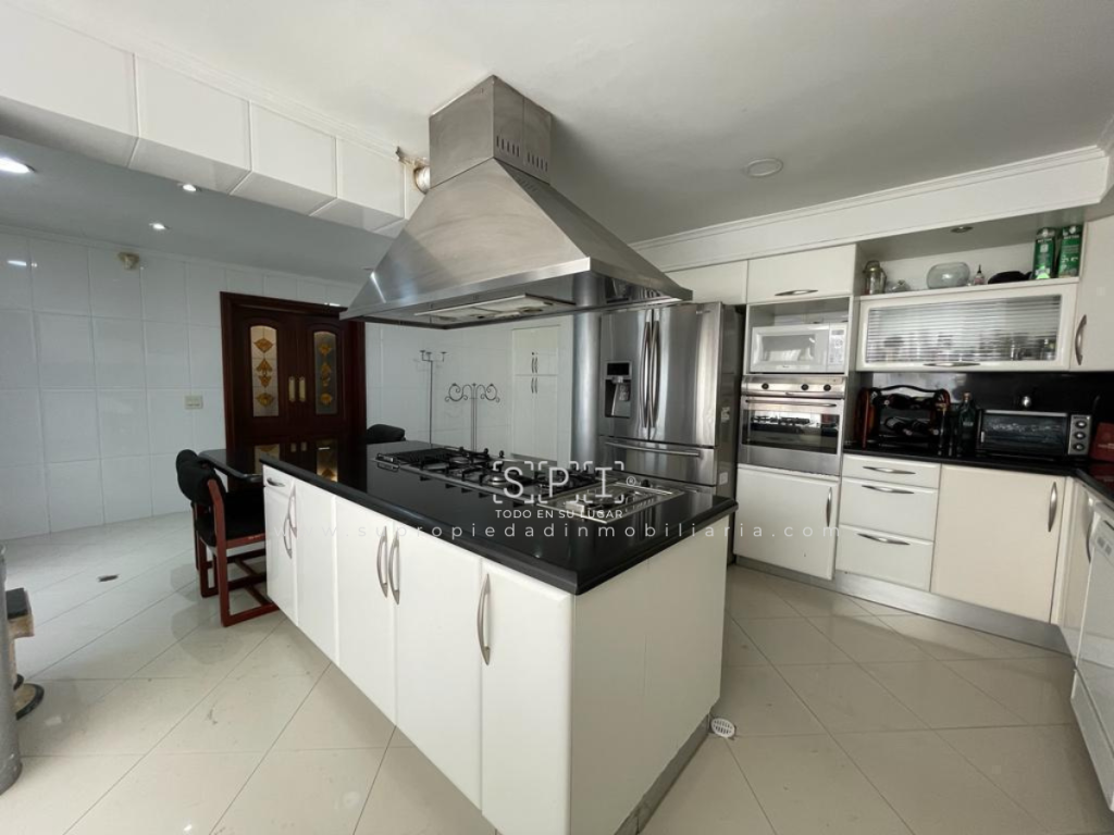 Casa en Arriendo en Santa ana oriental, Bogotá
