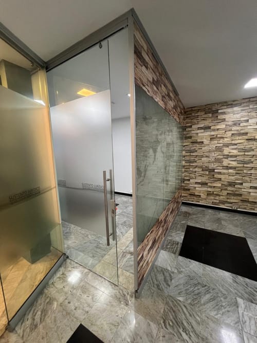 Oficina en arriendo en Manila, Medellín, 55 m² · foto 11 de 15