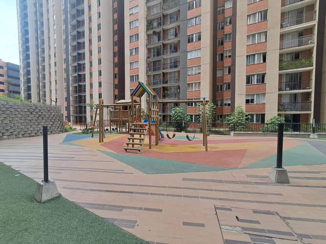 Apartamento de 1 alcoba en venta en La Navarra, Bello, 55 m² · foto 14 de 16