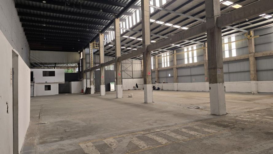 Bodega en arriendo en La Tablacita, La Estrella, 1300 m² · foto 4 de 13