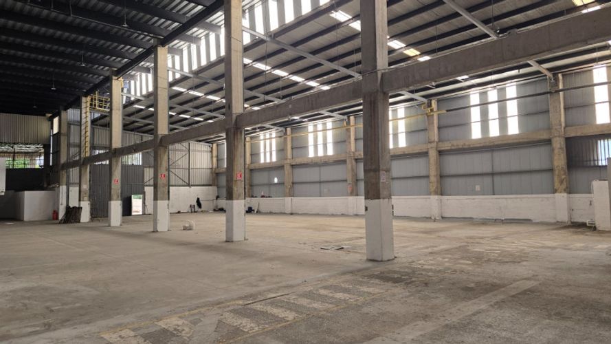 Bodega en arriendo en La Tablacita, La Estrella, 1300 m² · foto 13 de 13