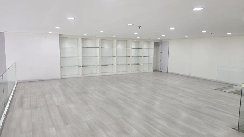 Local en arriendo en Villa Carlota, Medellín, 262 m² · foto 11 de 13