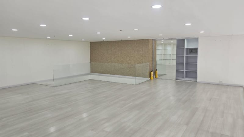 Local en arriendo en Villa Carlota, Medellín, 262 m² · foto 12 de 13
