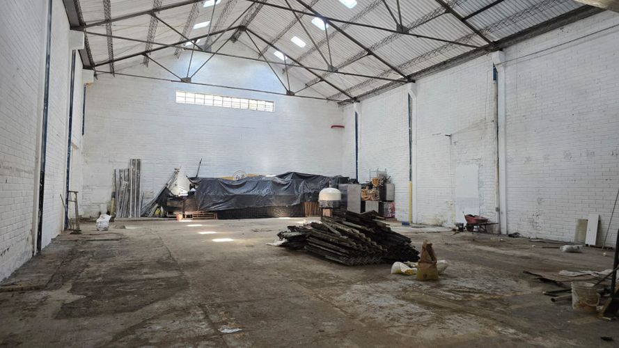 Bodega en arriendo en La Colina, Medellín, 517 m² · foto 10 de 14