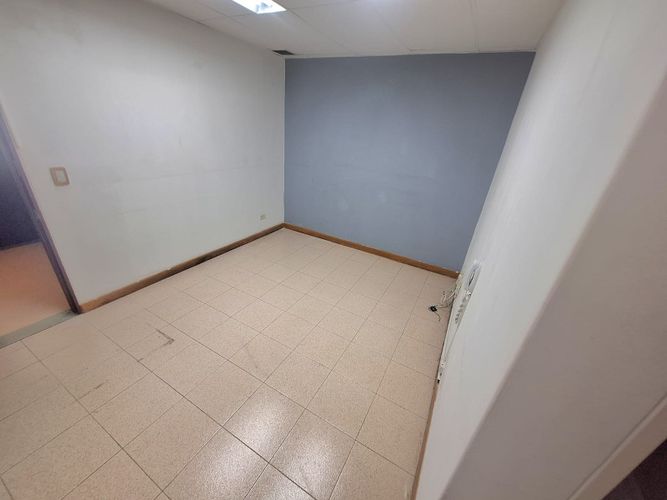 Oficina en arriendo en Patio Bonito, Medellín, 37 m² · foto 6 de 12
