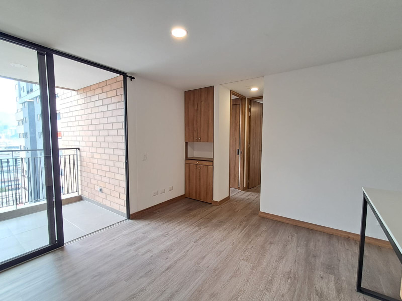 Apartamento en venta en Zona Industrial No. 1, Itagüí · foto 5 de 17