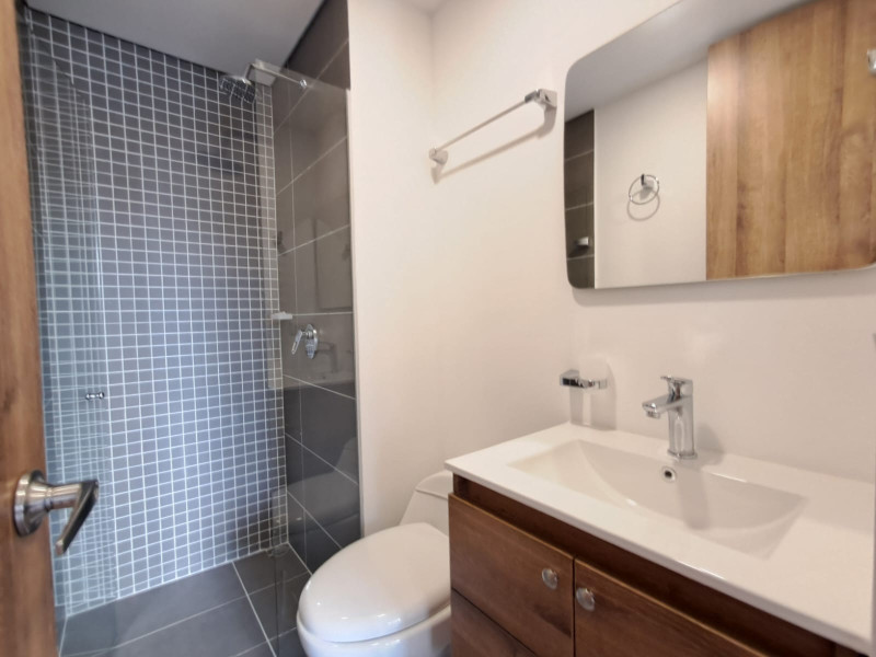 Apartamento en venta en Zona Industrial No. 1, Itagüí · foto 12 de 17