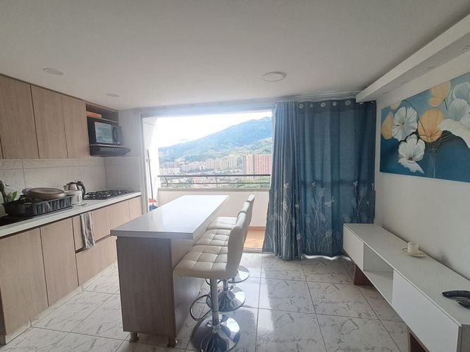 Apartamento de 3 alcobas en venta en San Gabriel, Bello, 69 m² · foto 2 de 24