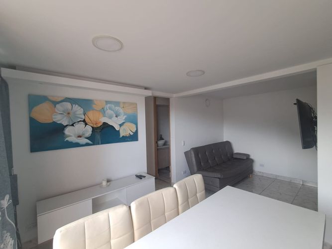 Apartamento de 3 alcobas en venta en San Gabriel, Bello, 69 m² · foto 7 de 24