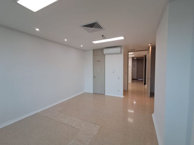 Consultorio en arriendo en Las Vegas, Envigado, 35 m² · foto 11 de 12