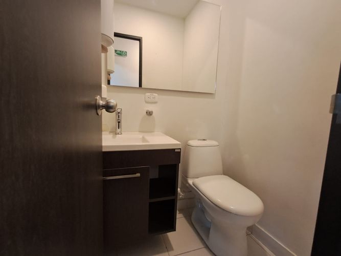 Oficina en arriendo en La Aguacatala, Medellín, 75 m² · foto 11 de 14
