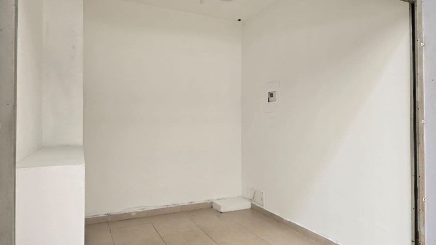 Local en arriendo en Calle Larga, Sabaneta, 10 m² · foto 4 de 11