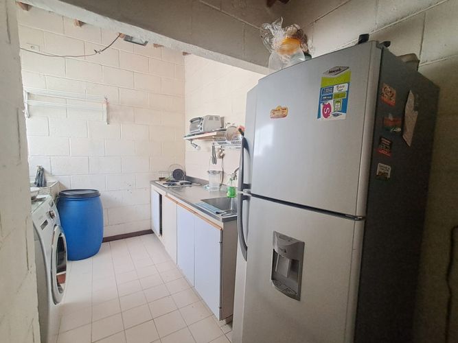 Apartamento de 3 alcobas en venta en Monteclaro, Medellín, 58 m² · foto 8 de 15