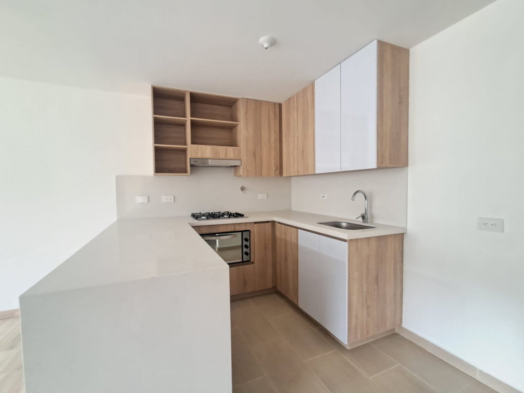 Apartamento en venta en El Salado, Envigado · foto 2 de 19