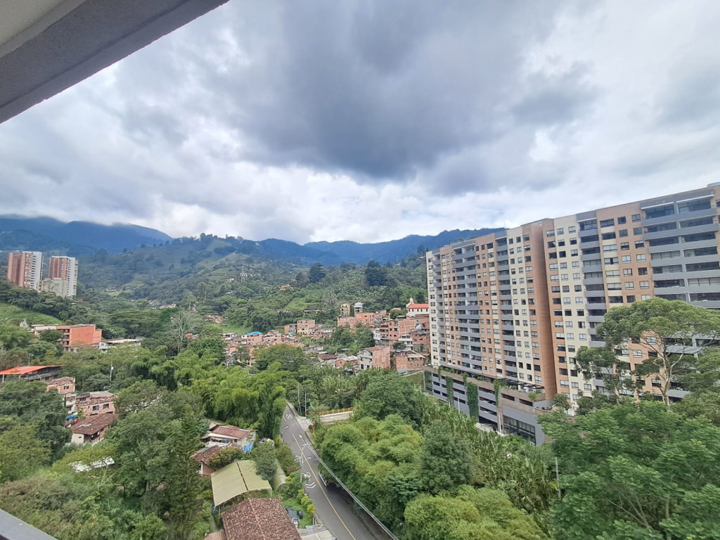 Apartamento en venta en El Salado, Envigado · foto 7 de 19