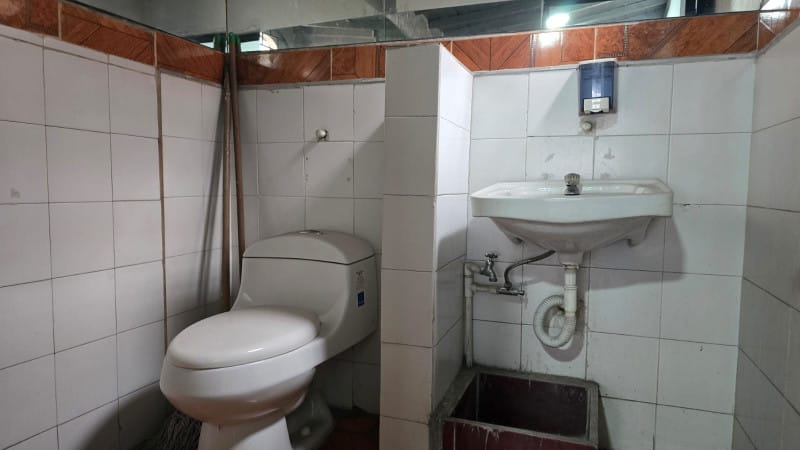 Bodega en arriendo en Perpetuo Socorro, Medellín, 150 m² · foto 10 de 12