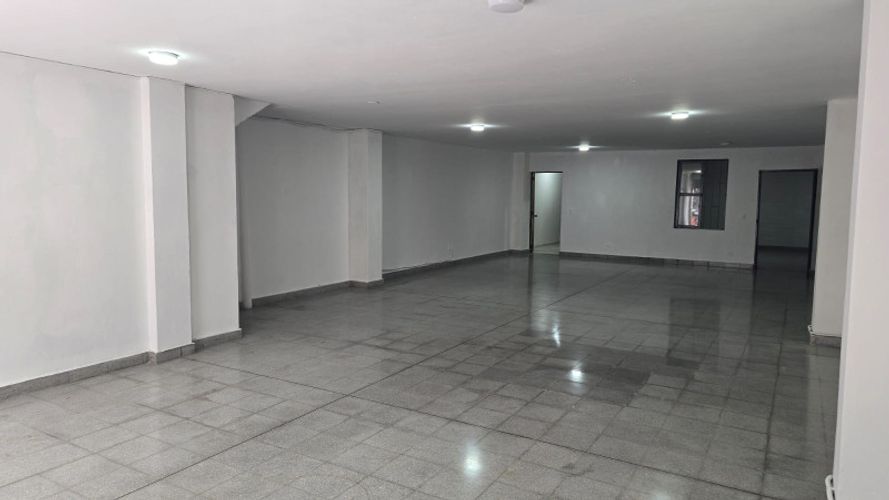 Bodega en arriendo en San Diego, Medellín, 150 m² · foto 6 de 9