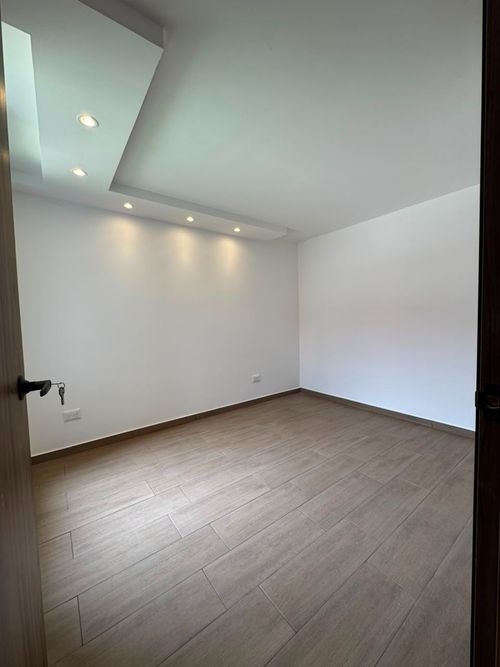 Apartamento de 2 alcobas en arriendo en Zona Centro, Madrid, 57 m² · foto 22 de 24