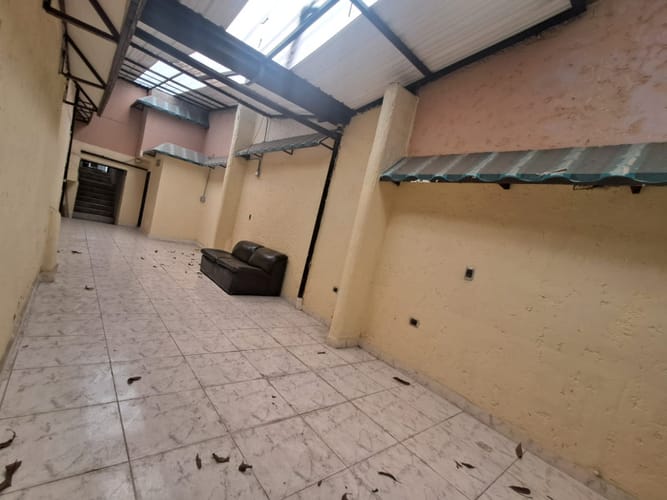 Local en arriendo en Manila, Medellín · foto 6 de 11