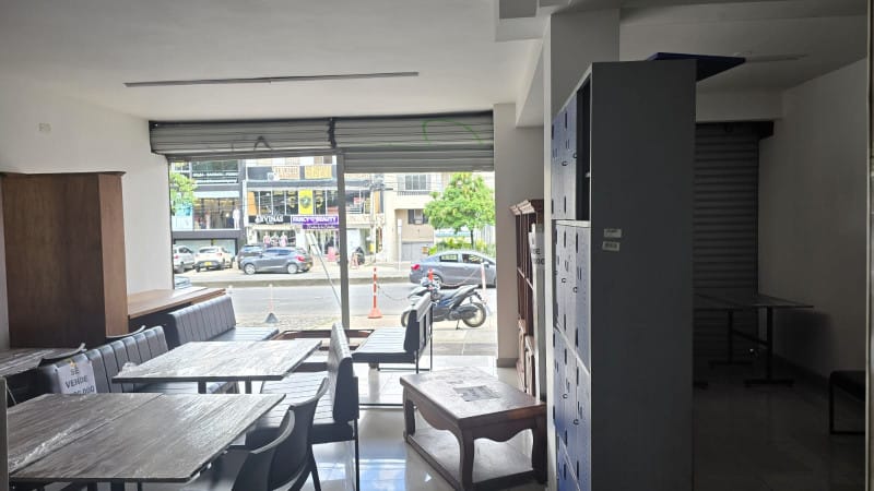 Local en arriendo en Laureles, Medellín, 250 m² · foto 5 de 12