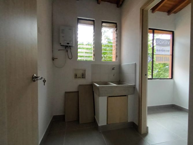 Apartamento de 4 alcobas en venta en Primavera, Envigado, 92 m² · foto 10 de 24
