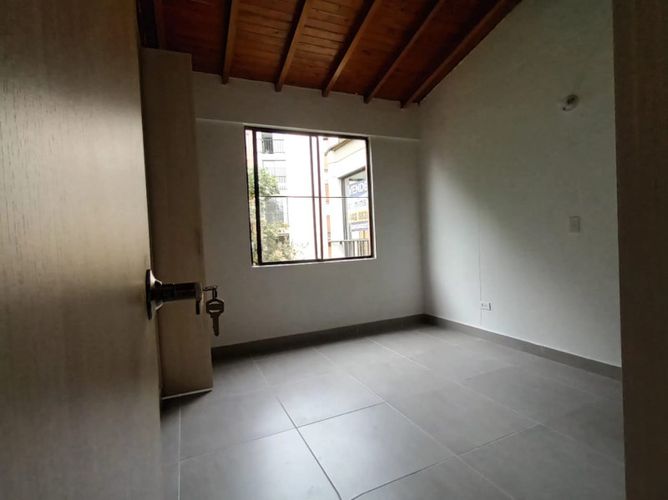 Apartamento de 4 alcobas en venta en Primavera, Envigado, 92 m² · foto 21 de 24