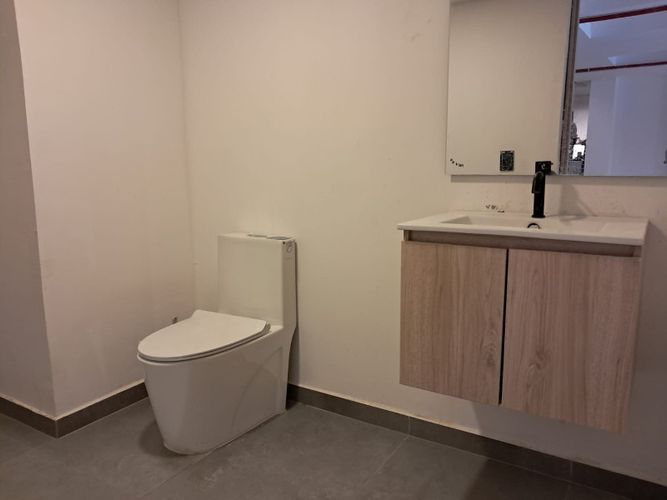 Local en arriendo en El Nogal- Los Almendros, Medellín, 206 m² · foto 6 de 6