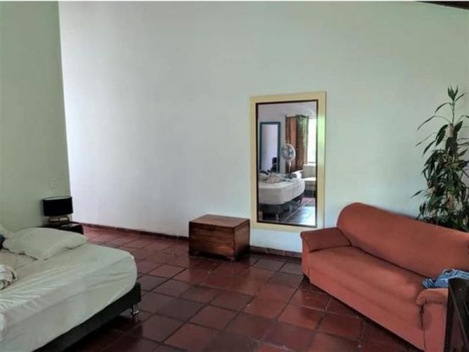 Casa de 5 alcobas en venta en Ciudad Jardin, Cali, 670 m² · foto 4 de 11