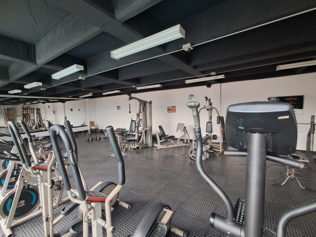 Apartamento en venta en Loma De Los Bernal, Medellín · foto 9 de 24