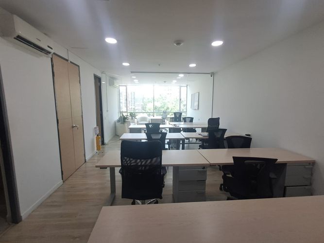 Oficina en arriendo en Manila, Medellín, 48 m² · foto 4 de 18
