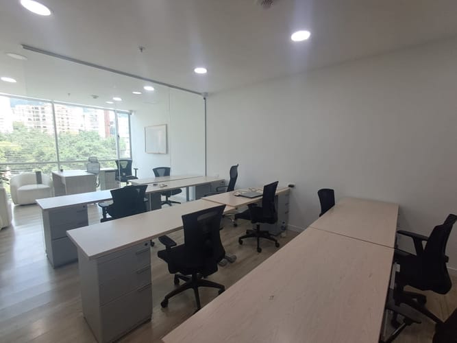 Oficina en arriendo en Manila, Medellín, 48 m² · foto 7 de 18