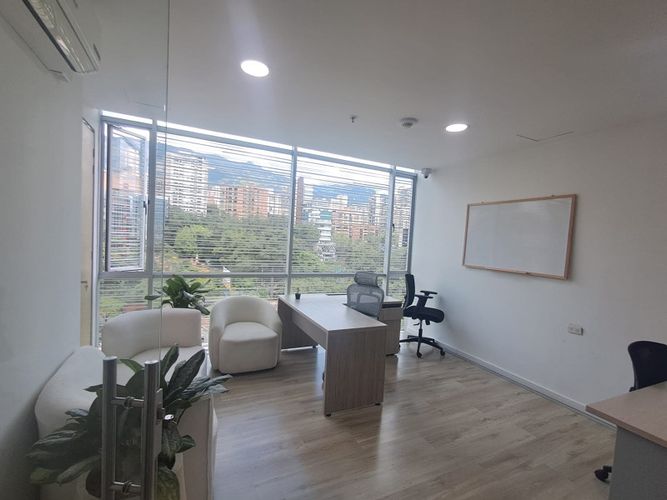Oficina en arriendo en Manila, Medellín, 48 m² · foto 18 de 18