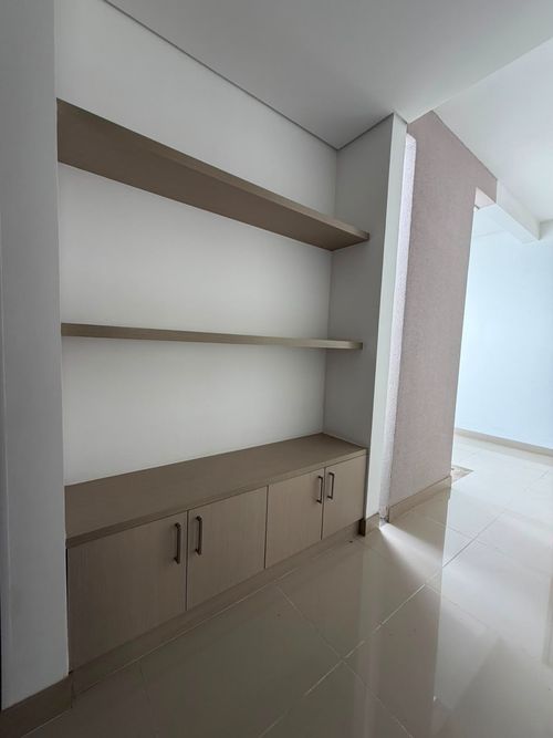 Casa de 3 alcobas en venta en El Castillo, Jamundí, 337 m² · foto 10 de 24