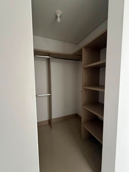 Casa de 3 alcobas en venta en El Castillo, Jamundí, 337 m² · foto 18 de 24