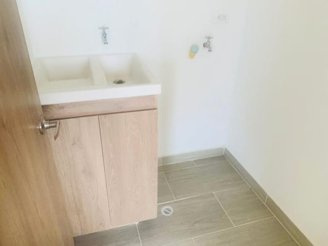 Apartamento de 2 alcobas en venta en Ricaurte, Ricaurte, 59 m² · foto 3 de 24