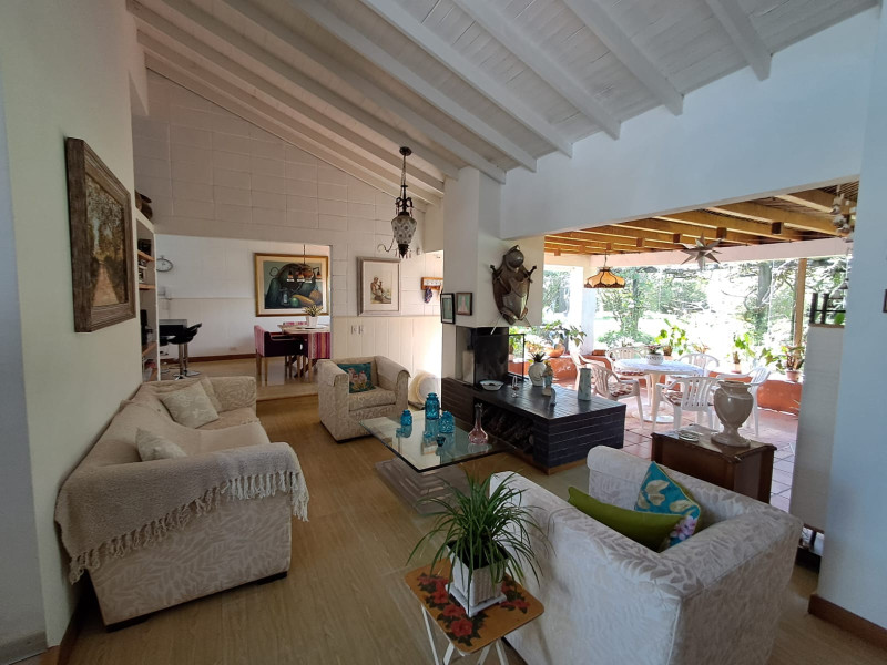 4BR House in Cabeceras de llanogrande (3000 m²) - 2