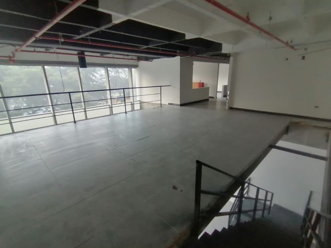 Local en arriendo en Las Casitas, Envigado, 515 m² · foto 3 de 24