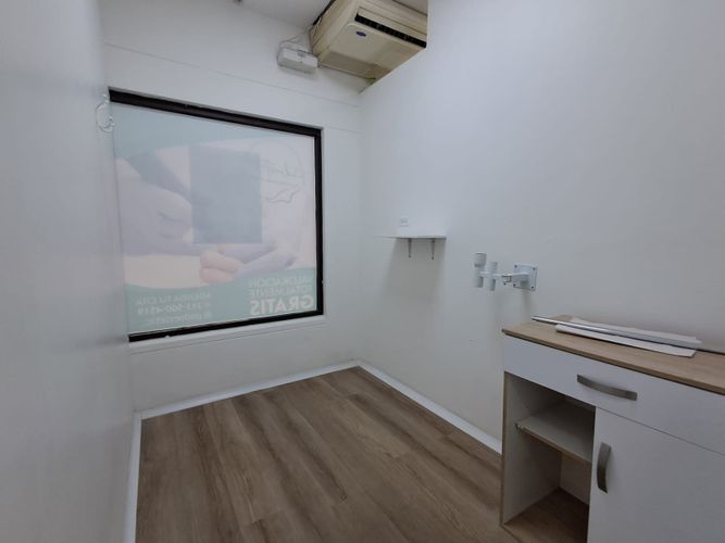 Local en arriendo en Caribe, Medellín, 26 m² · foto 2 de 4
