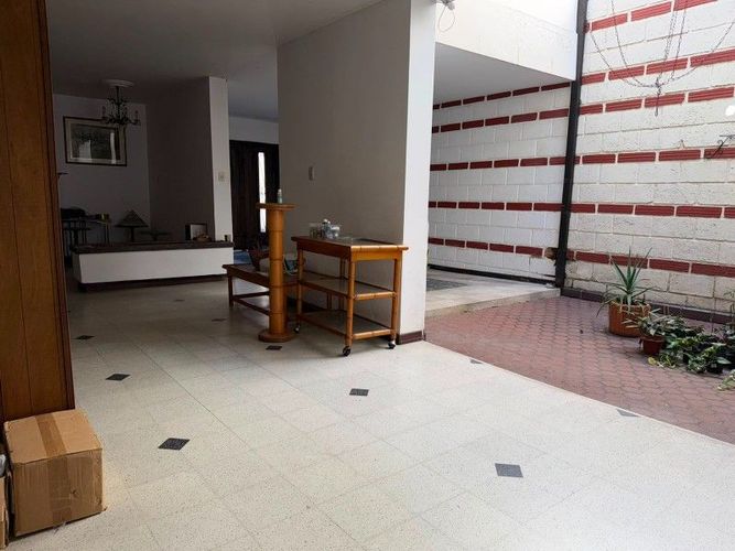 Casa de 4 alcobas en venta en Los Pinos, Medellín, 432 m² · foto 4 de 13