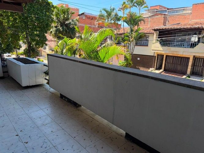 Casa de 4 alcobas en venta en Los Pinos, Medellín, 432 m² · foto 13 de 13